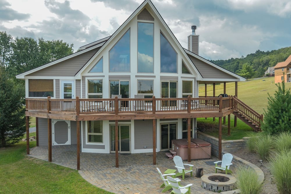 Windsor House by Taylor Made Deep Creek - Oakland, MD