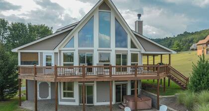 Windsor House by Taylor Made Deep Creek