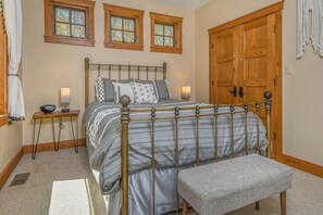 House (4 Bedrooms) | Property amenity