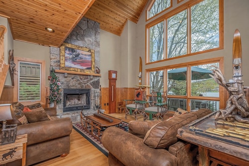 Wisp N Around by Taylor Made Deep Creek