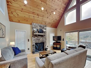 House (5 Bedrooms) | Property amenity - Wispering Waters by Taylor Made Deep Creek (McHenry)