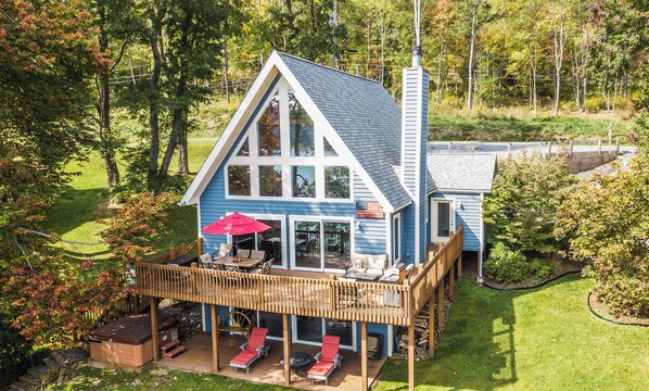 House (5 Bedrooms) | Front of property - Wispering Waters by Taylor Made Deep Creek (McHenry)