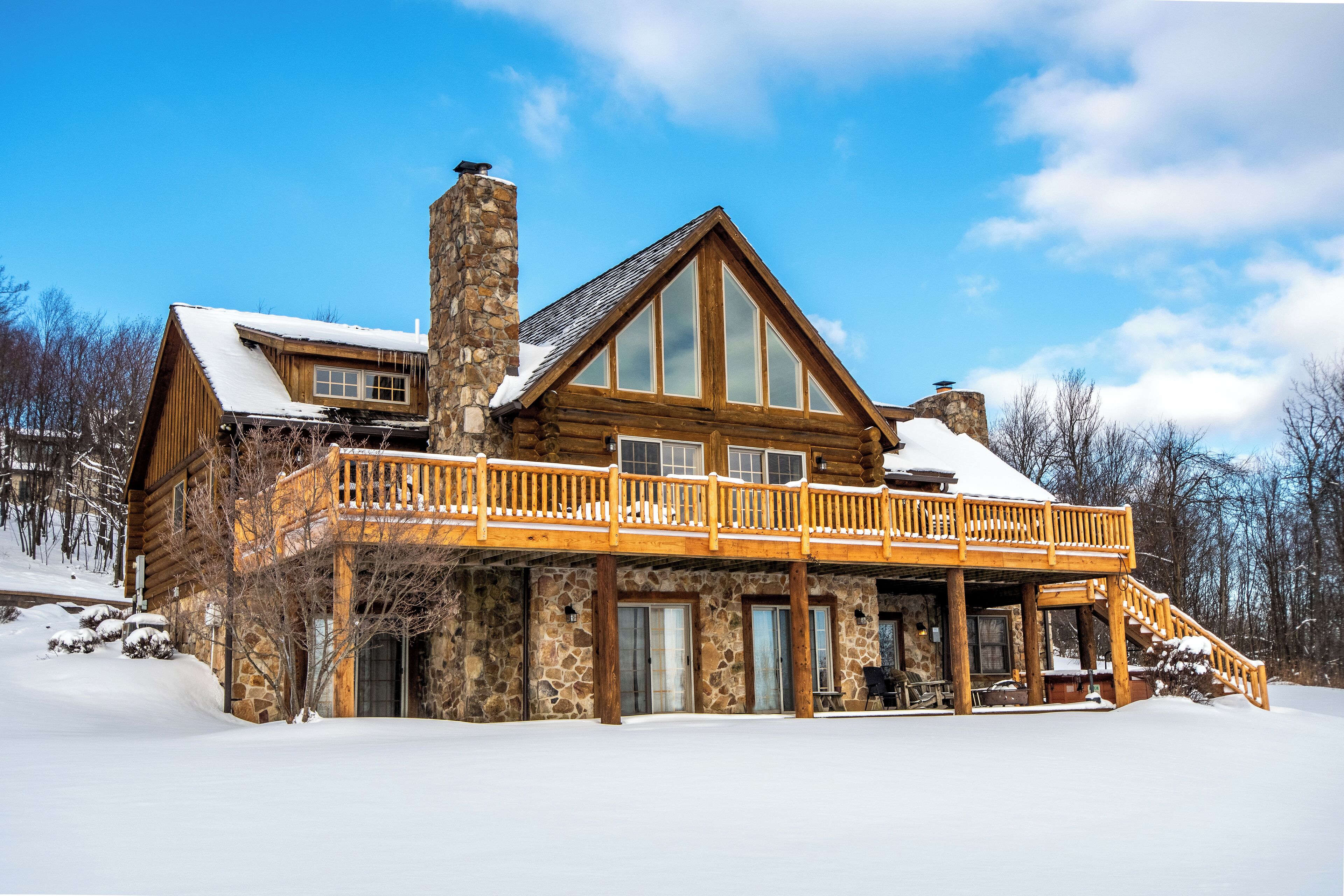 House (5 Bedrooms) | Front of property