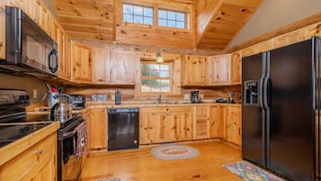 House (5 Bedrooms) | Property amenity