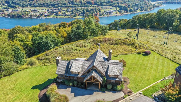 House (5 Bedrooms) | Property amenity - Wispy Business by Taylor Made Deep Creek (McHenry)