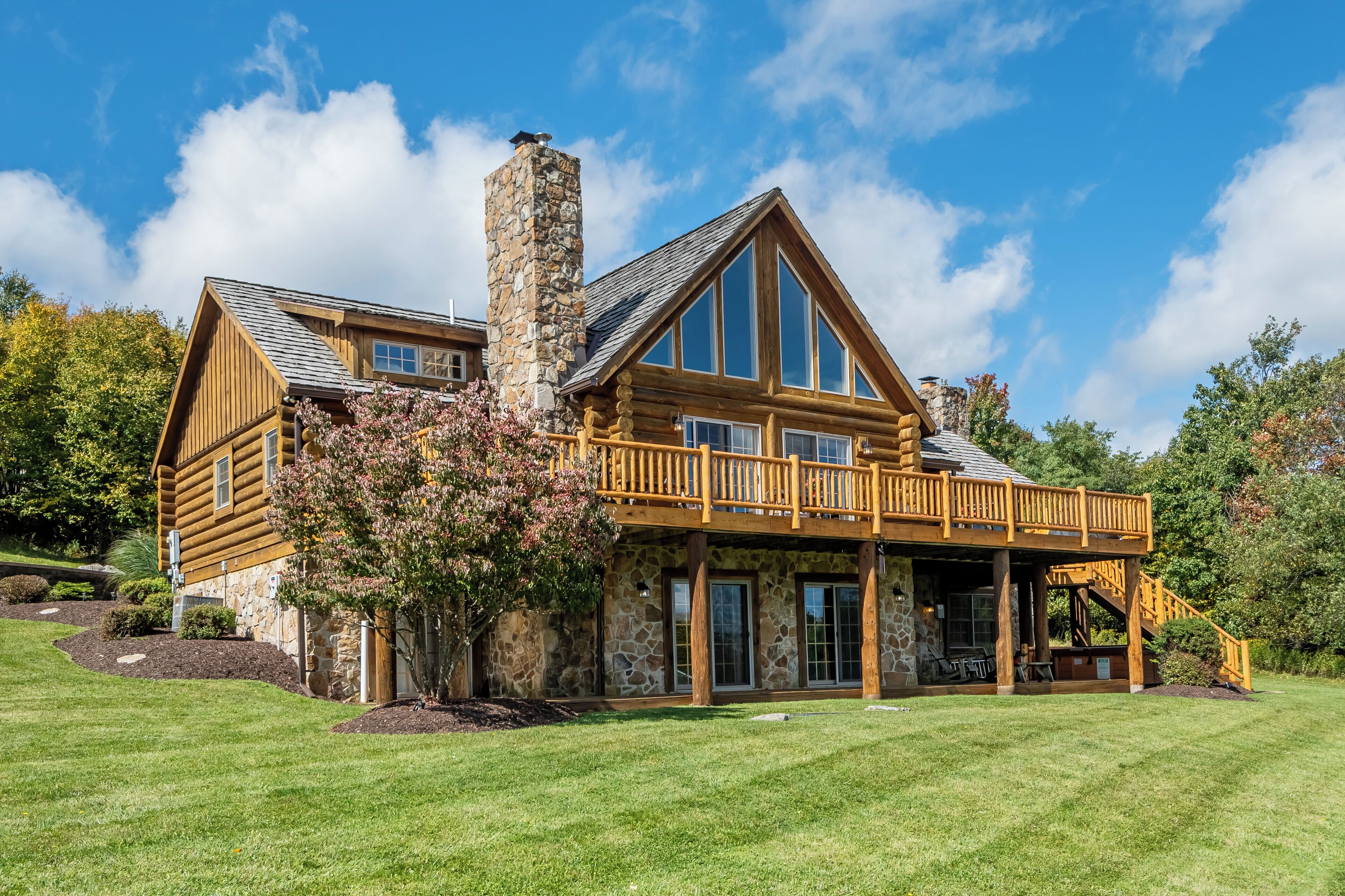 House (5 Bedrooms) | Front of property