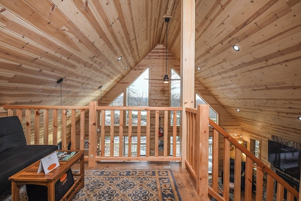 House (5 Bedrooms) | Property amenity