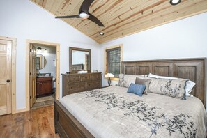 House (5 Bedrooms) | Property amenity