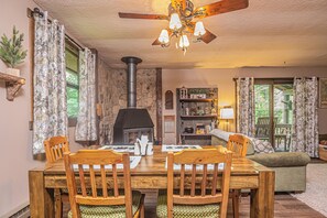 Property amenity - Woodside Retreat by Taylor Made Deep Creek (McHenry)