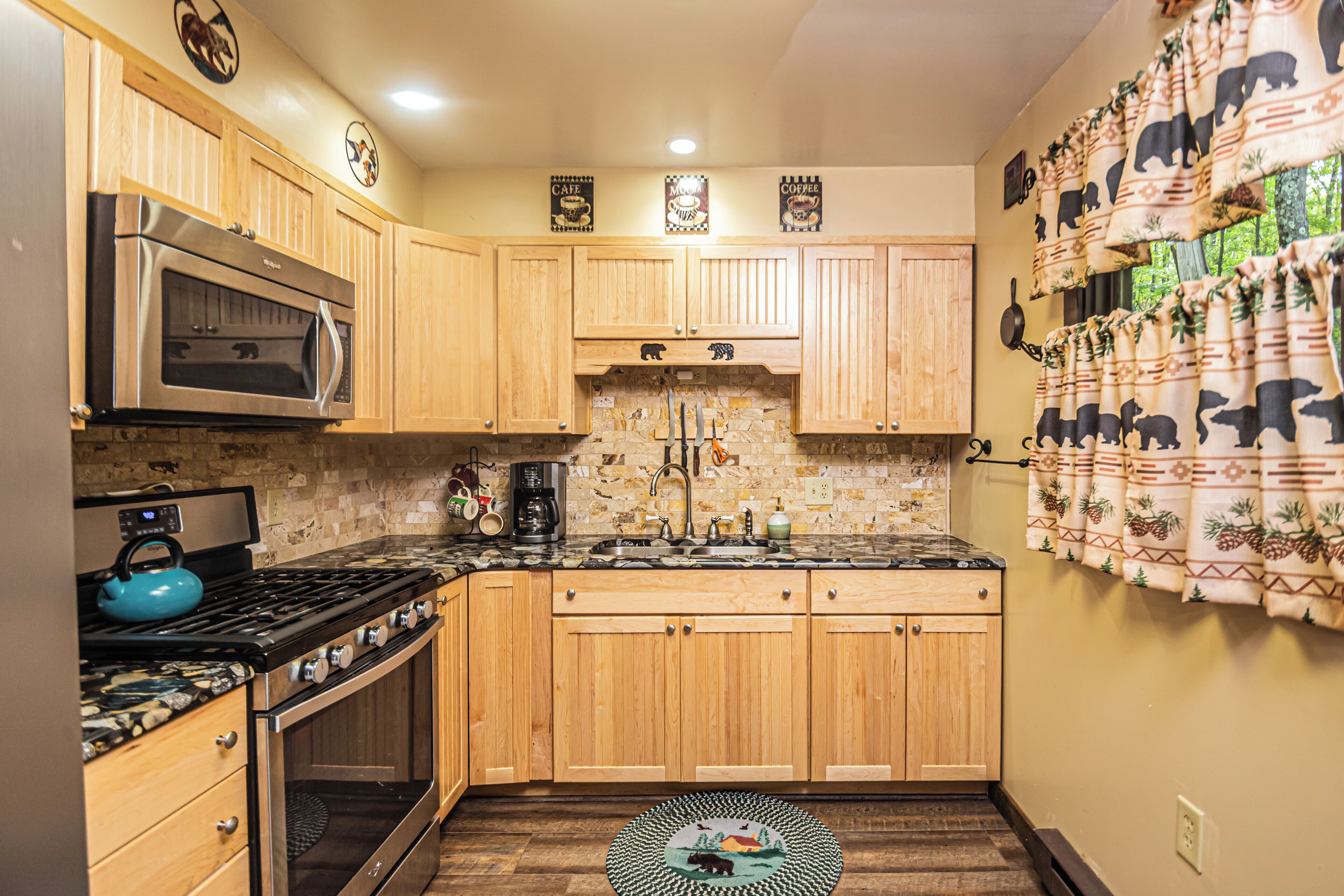 House (3 Bedrooms) | Property amenity