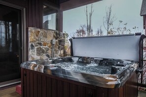 House (4 Bedrooms) | Property amenity
