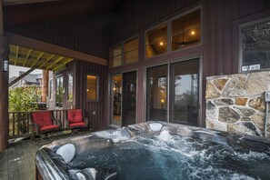 House (4 Bedrooms) | Property amenity - Bet Your Ace by Taylor Made Deep Creek (McHenry)