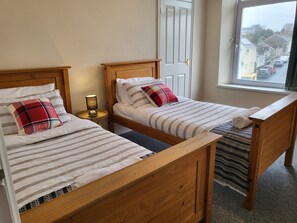 2 slaapkamers, een kluis op de kamer, een strijkplank/strijkijzer