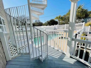 Property grounds - Bright cozy duplex unit with a pool B (North Myrtle Beach)