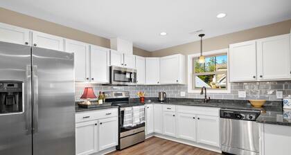 Birdsong Beauty Just off Main Street