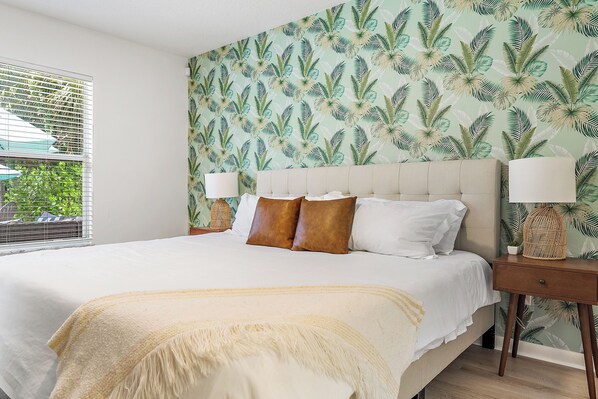 3 bedrooms, iron/ironing board, travel cot, free WiFi