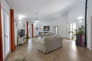 Uklassifisert bilde, 4 av 24, knapp