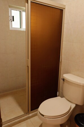 Dusche, Seife, Toilettenpapier