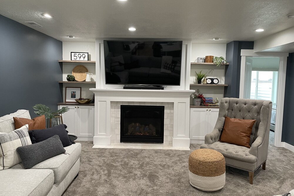 Newly Finished Walk-out basement in the perfect location!