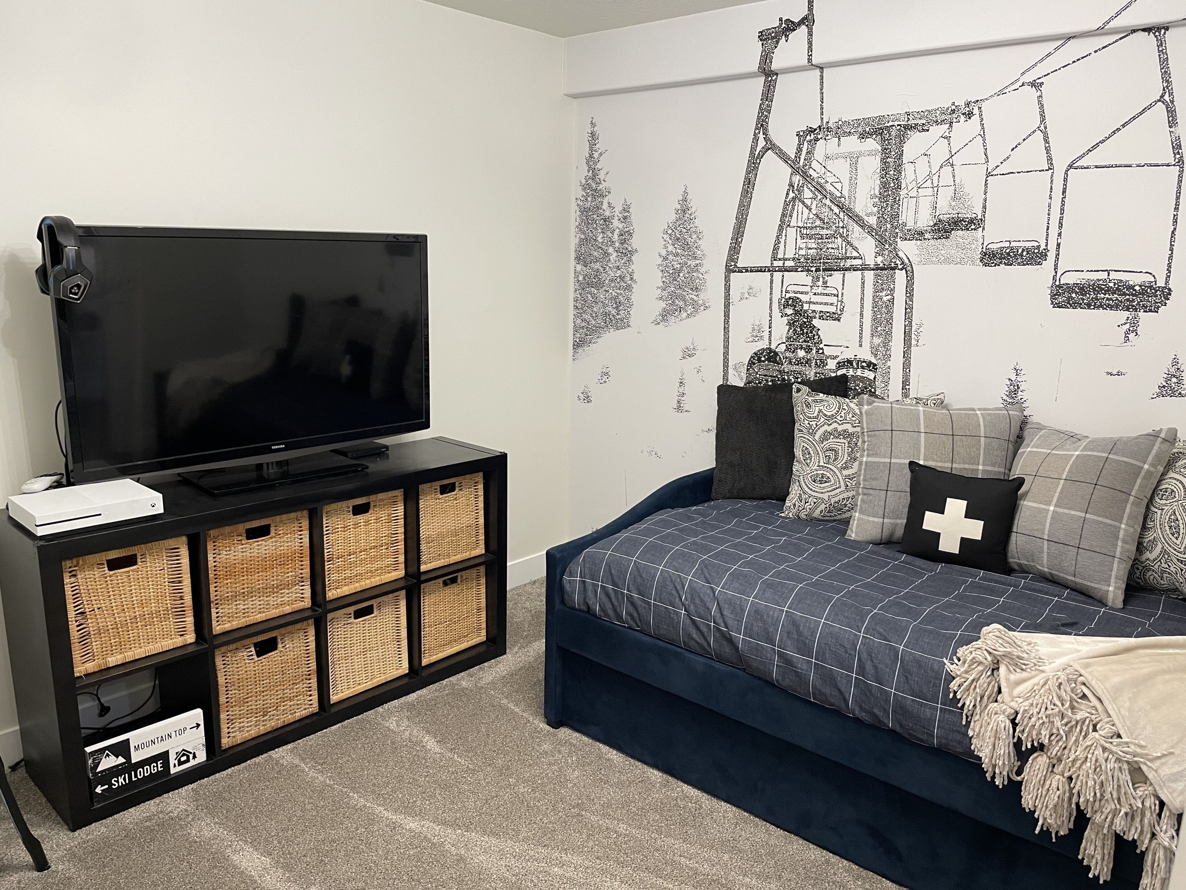 Newly Finished Walk-out basement in the perfect location!