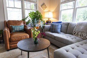 Smart TV, stereo, printers