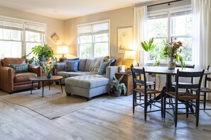 Smart TV, stereo, printers