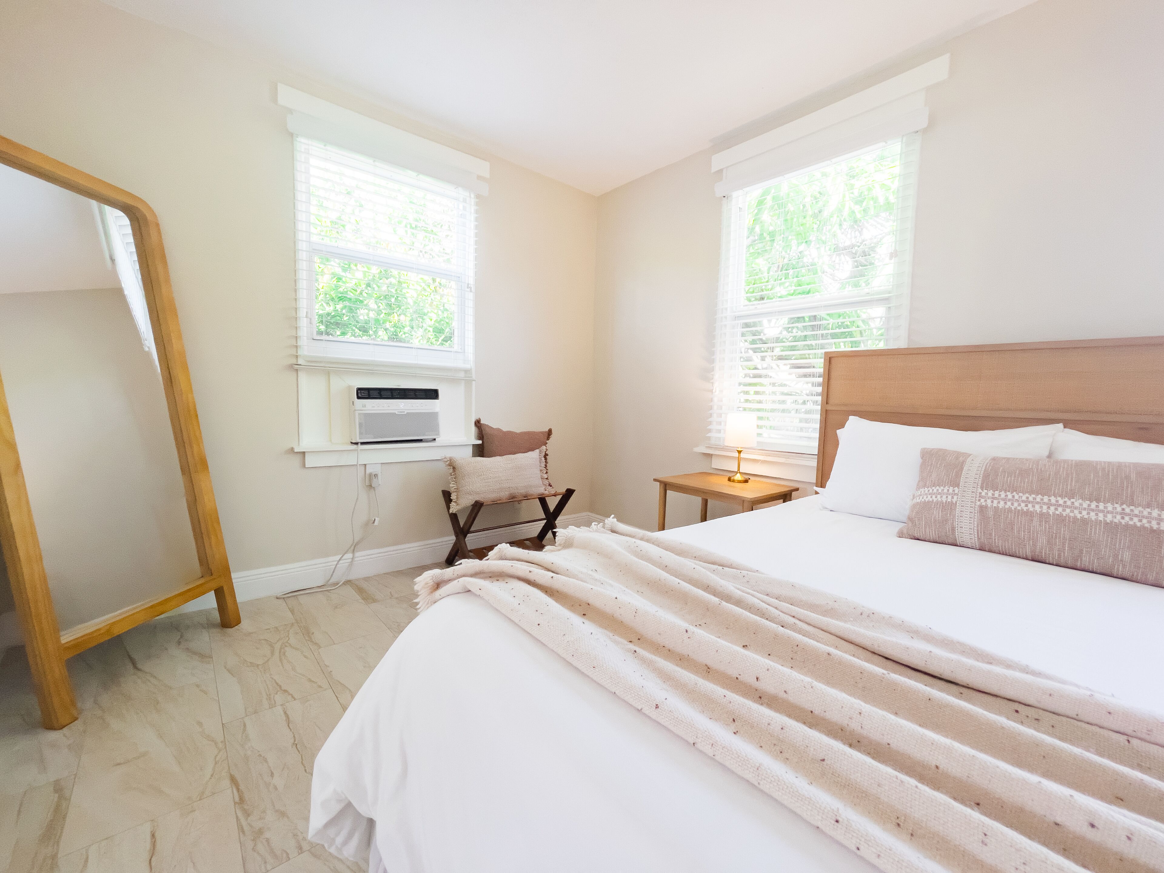 Unit A - Coastal Boho Apt in Charming Beach Town