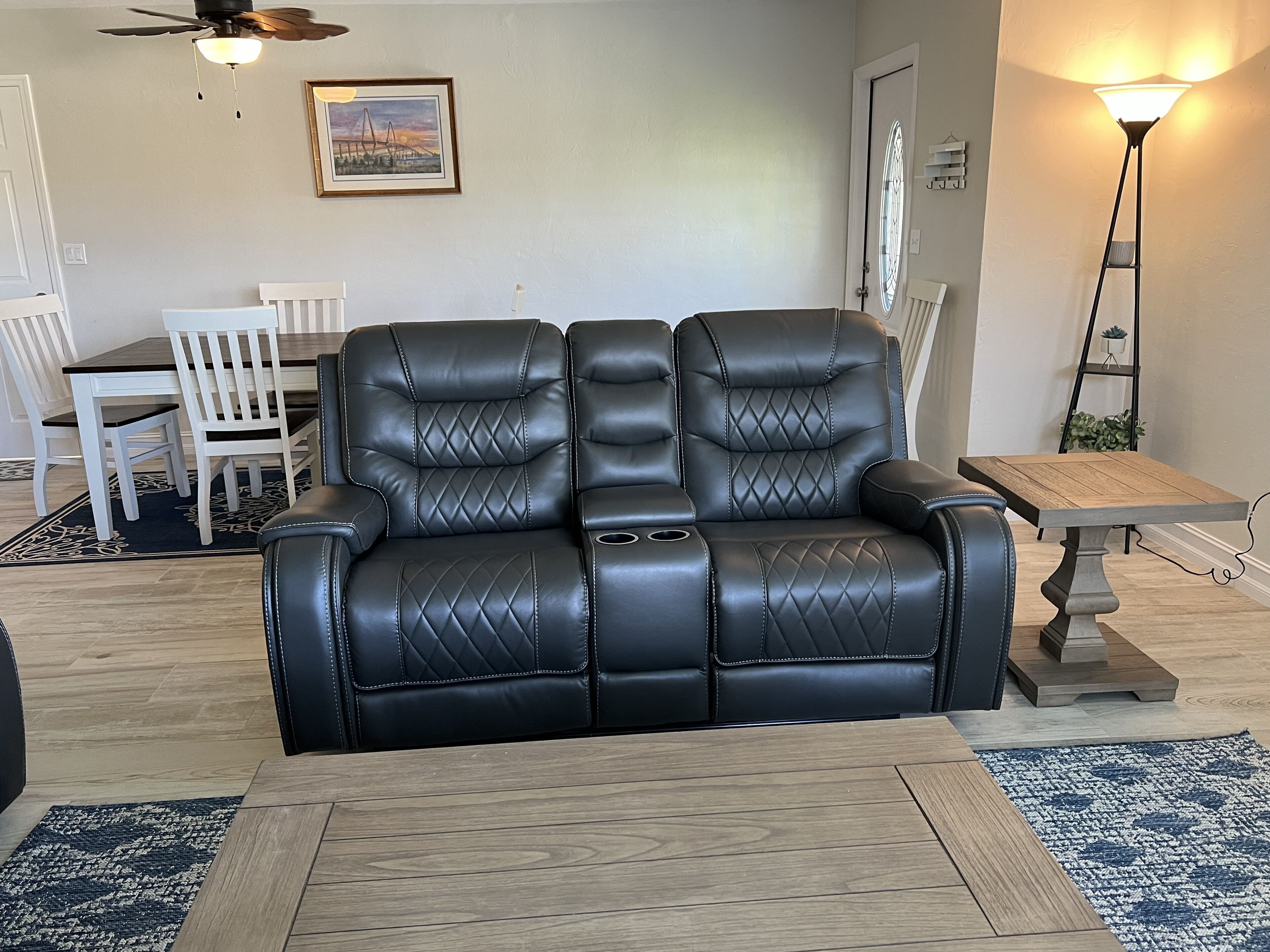 Naples Park House ..... Within walking distance of the Beach!