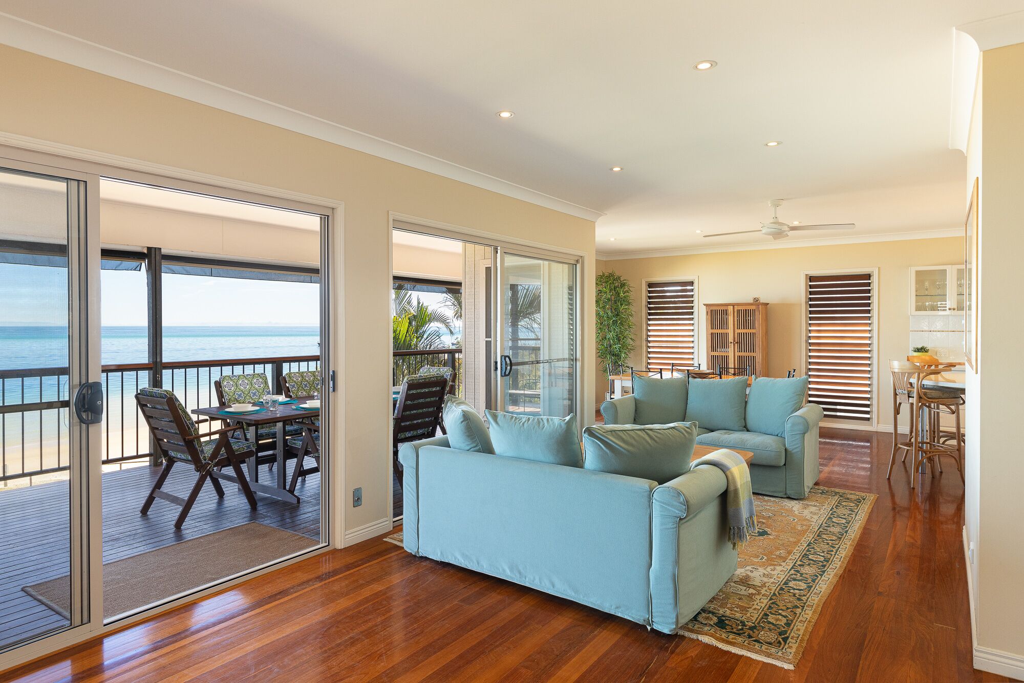 The Beachaus - Spacious Beachfront Holiday Home — image 5
