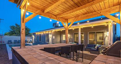 Relaxing Mesa 4BR Home with 2 En Suite Bedrooms, Pool/BBQ