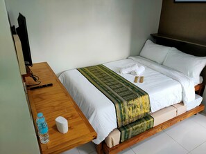 1 bedroom, free WiFi, bed sheets - Chic Cozy Place - 1 min from SM City Mall of Butuan (Dagohoy)