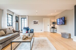 Imagen sin descripción, 2 de 47, botón