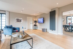 Imagen sin descripción, 4 de 47, botón