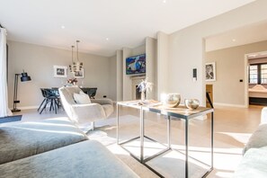 Imagen sin descripción, 2 de 50, botón