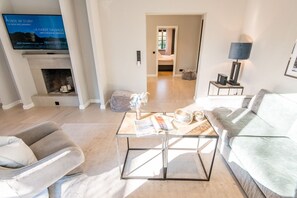 Imagen sin descripción, 3 de 50, botón