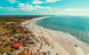 Beach nearby, sun loungers, beach towels