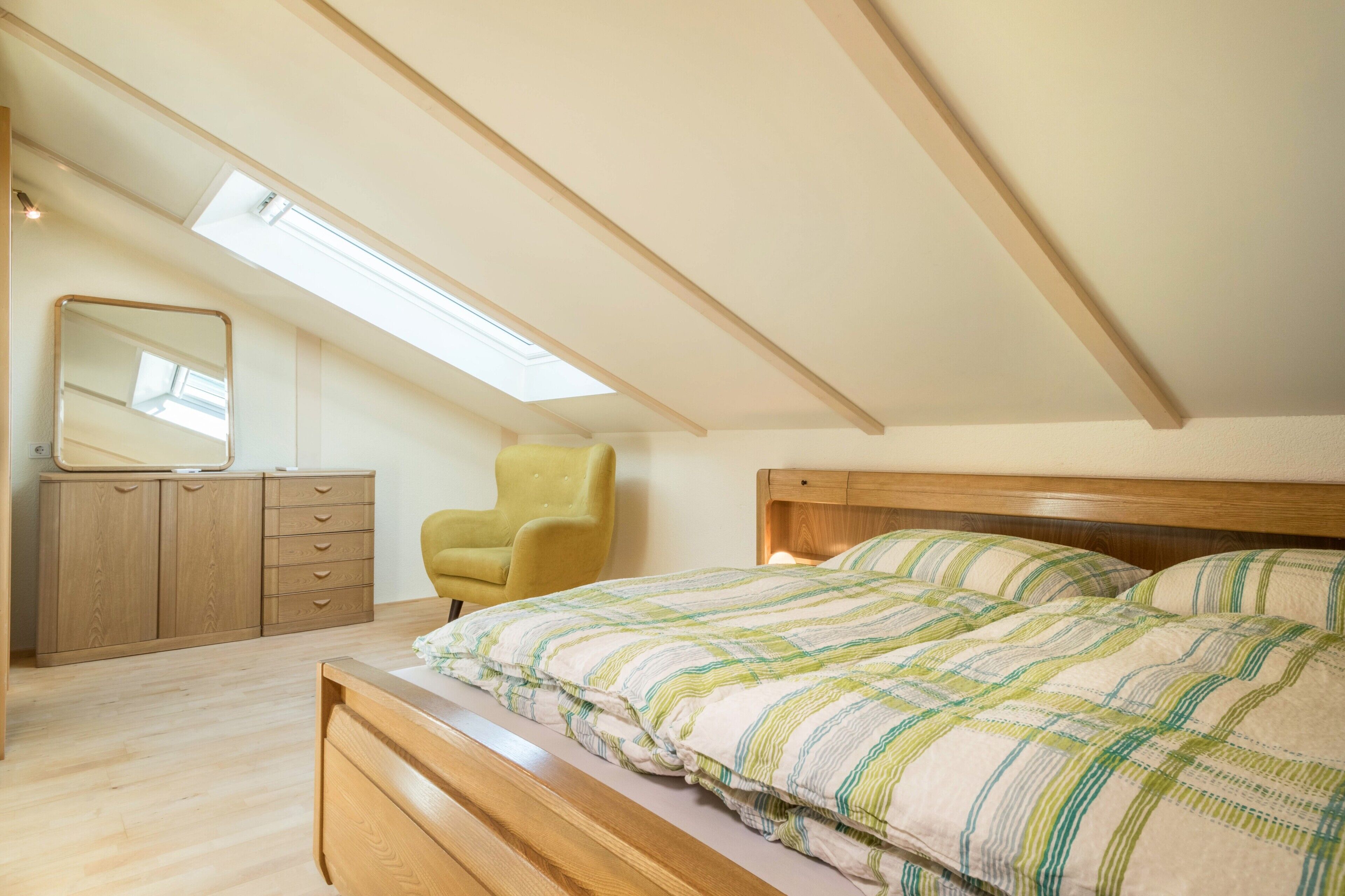 1 室のベッドルーム、WiFi (無料)、ベッドシーツ