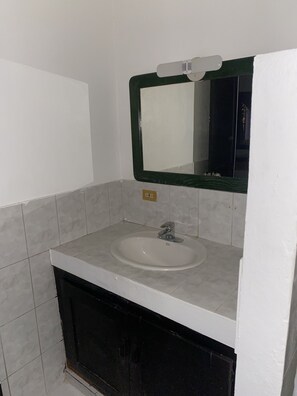 Bathtub - Tourist complex with swimming pool. (Las Pascualas)