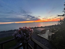 Bangalô grand, banheira de imersão, vista para o oceano | Vista para praia/oceano