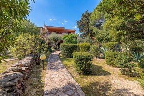 Jardines del alojamiento