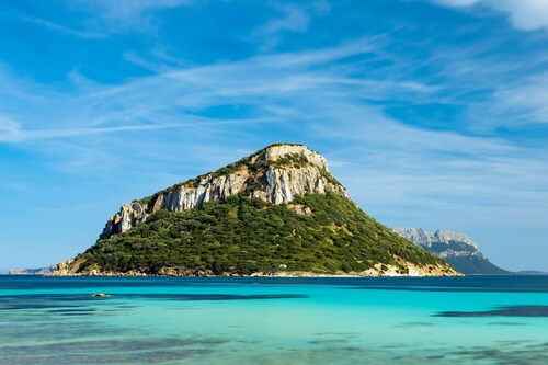 Erica Piano Terra 150m From the Beach, Golfo Aranci, Italy