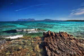 Sun-loungers - Le Dimore di Nettuno 2 With Pool, Pittulongu, Italy (Pittulongu)