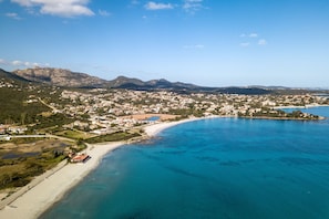 Sun-loungers - Le Dimore di Nettuno 2 With Pool, Pittulongu, Italy (Pittulongu)