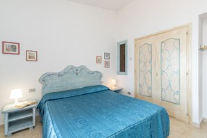 3 chambres, fer et planche à repasser, Wi-Fi gratuit, draps fournis