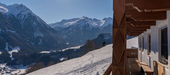 Holiday home on farm near ski resort