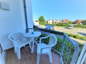 Outdoor dining - KNE-09 - Residence Knechtsand (Cuxhaven)