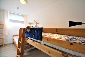 3 室のベッドルーム、WiFi