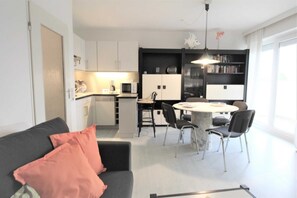 Immagine non classificata, 4 di 18, pulsante