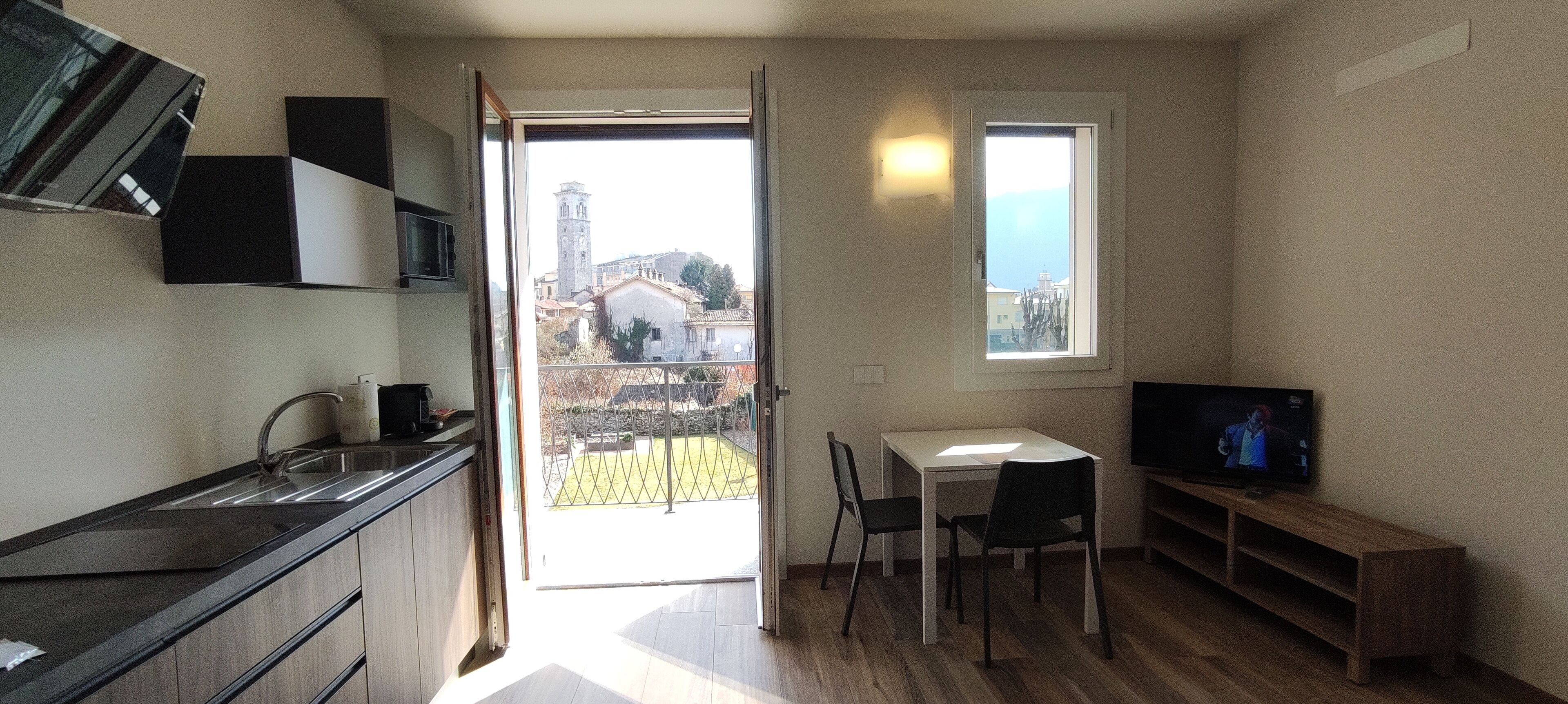 The Campanile 1 ° p.