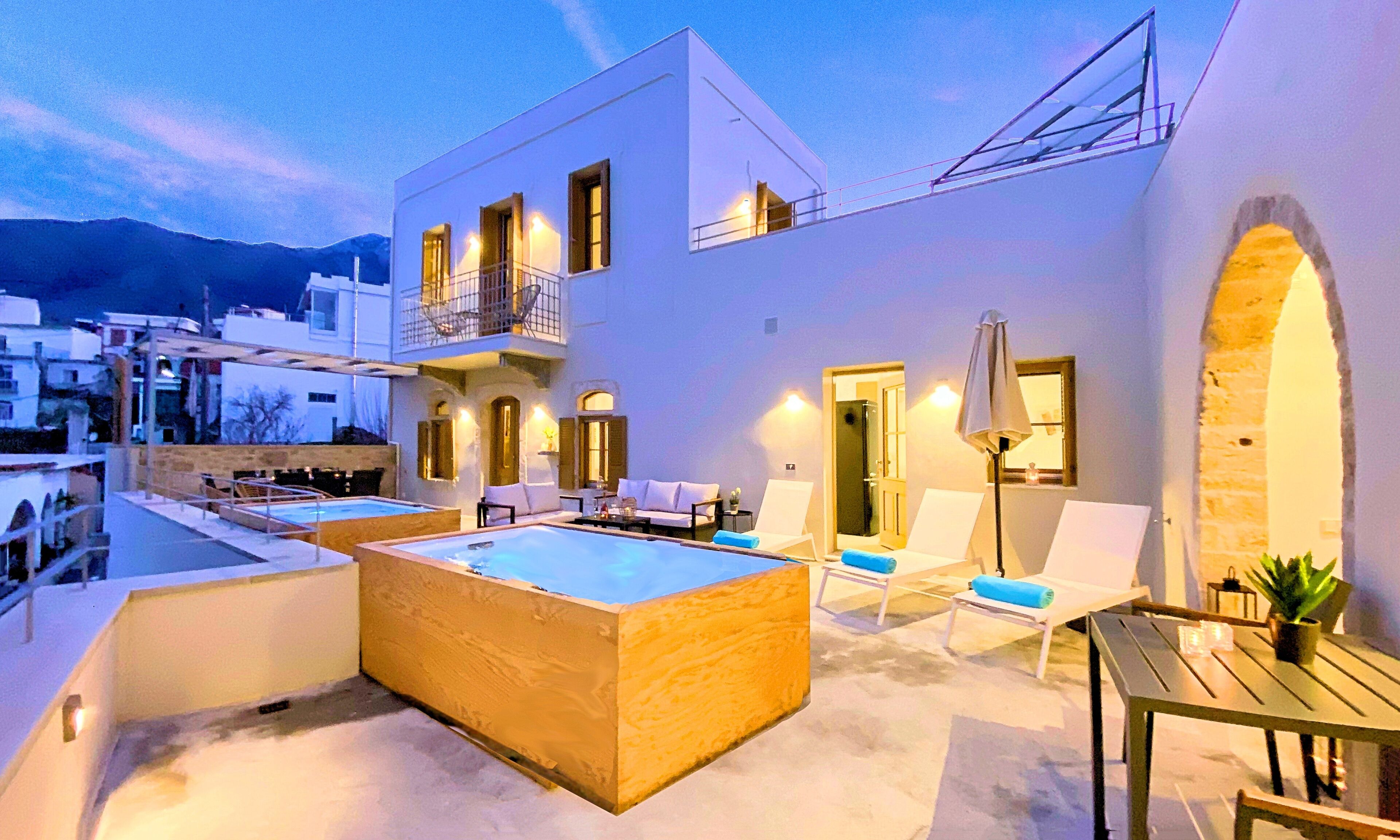 Sun Stone Villa | HotelPraxis Group